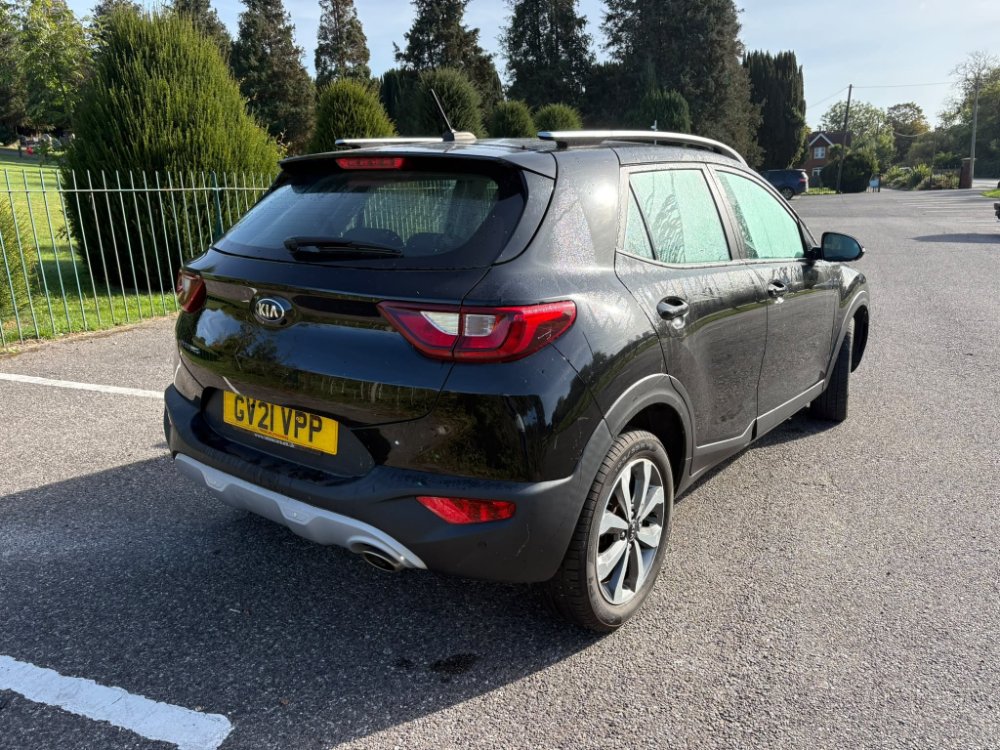Black 2021 Kia Stonic 1.0 T-GDi 2 SUV 5dr Petrol DCT Euro 6 s/s 99 bhp in Canterbury