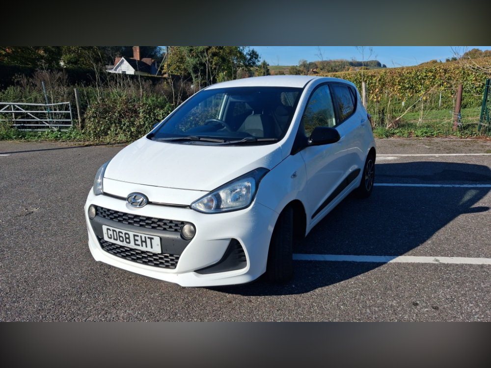 White 2019 Hyundai i10 1.0 GO! SE Hatchback 5dr Petrol Manual Euro 6 67 ps in Canterbury