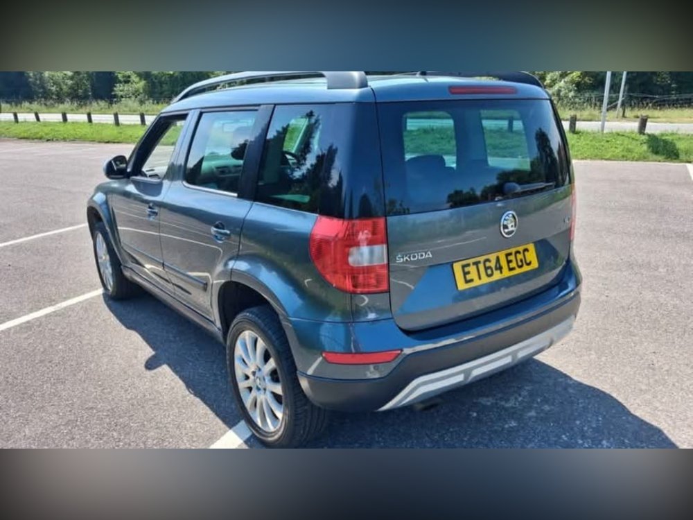 Grey Skoda Yeti 1.2 TSI SE Outdoor 5dr Petrol Manual Euro 5 105 ps