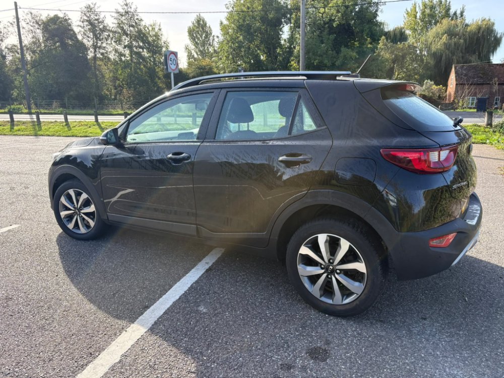Kia Stonic 1.0 T-GDi 2 SUV 5dr Petrol DCT Euro 6 s/s 99 bhp for sale in Canterbury
